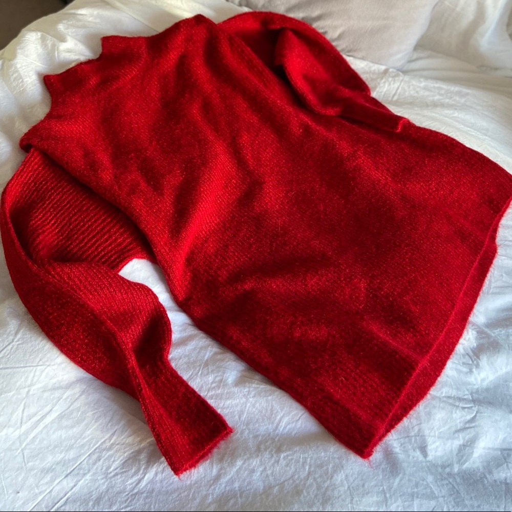 High neck sweater